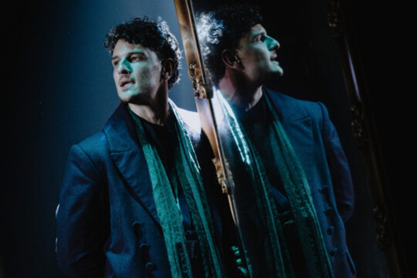 Photos & Video: First Look at MEMOIRS OF AMOROUS GENTLEMEN