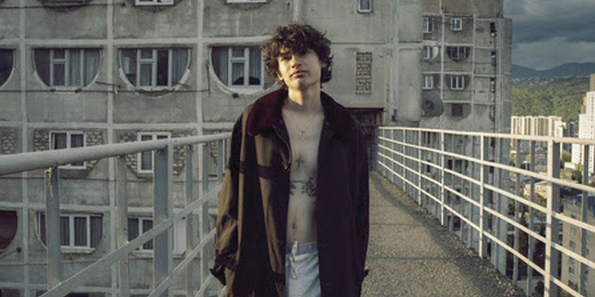 glaive Unveils New Song 'the car'