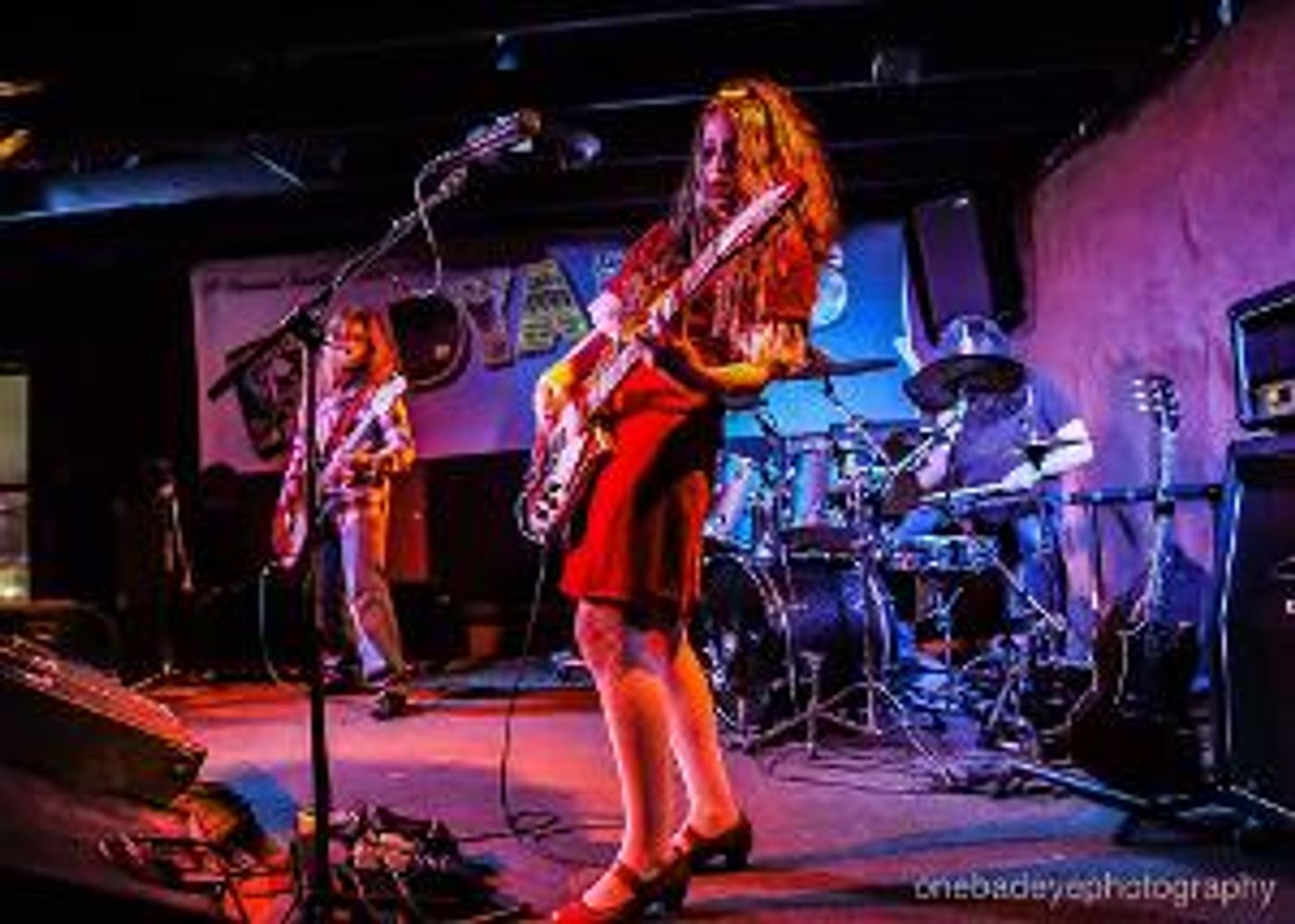 WOMEN ROCK Fundraiser For Mildred's Umbrella Theater Company Announced At Rudyard's Pup, June 24  Image