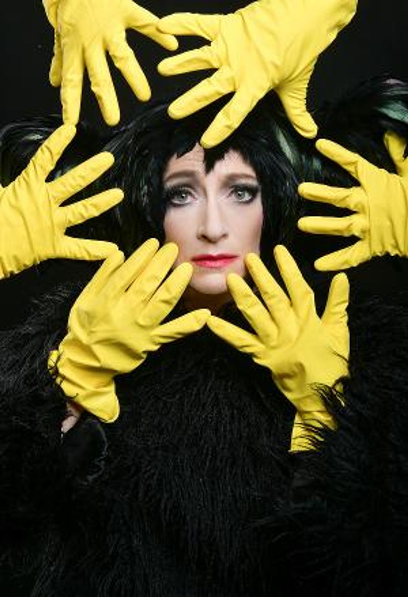 Bath's Garden Theatre Festival At The Holburne Museum Gardens To Run 29 July - 13 August  Image