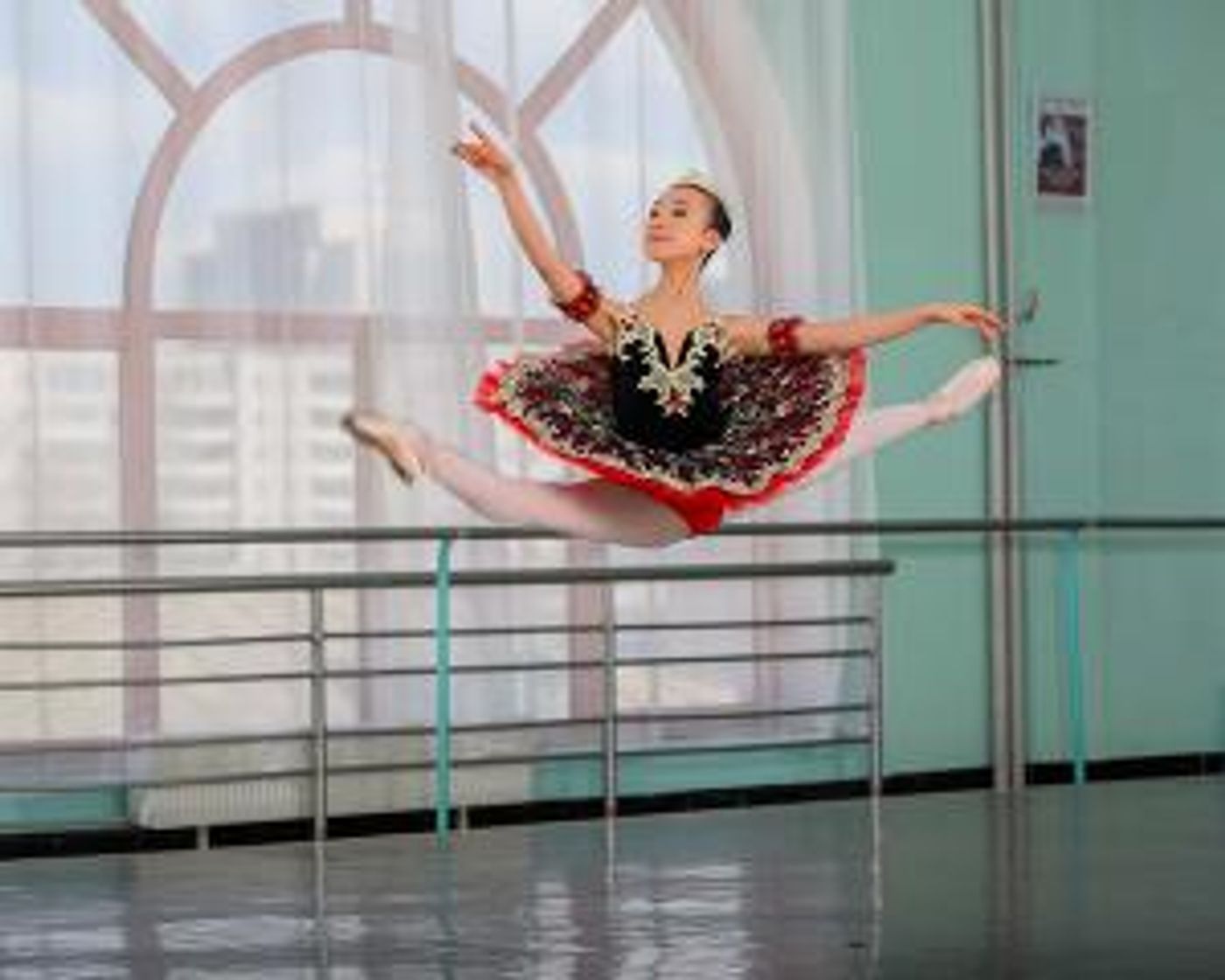 South African International Ballet Competition Partners With @blacksinballet To Sponsor Entry For One Black Dancer  Image