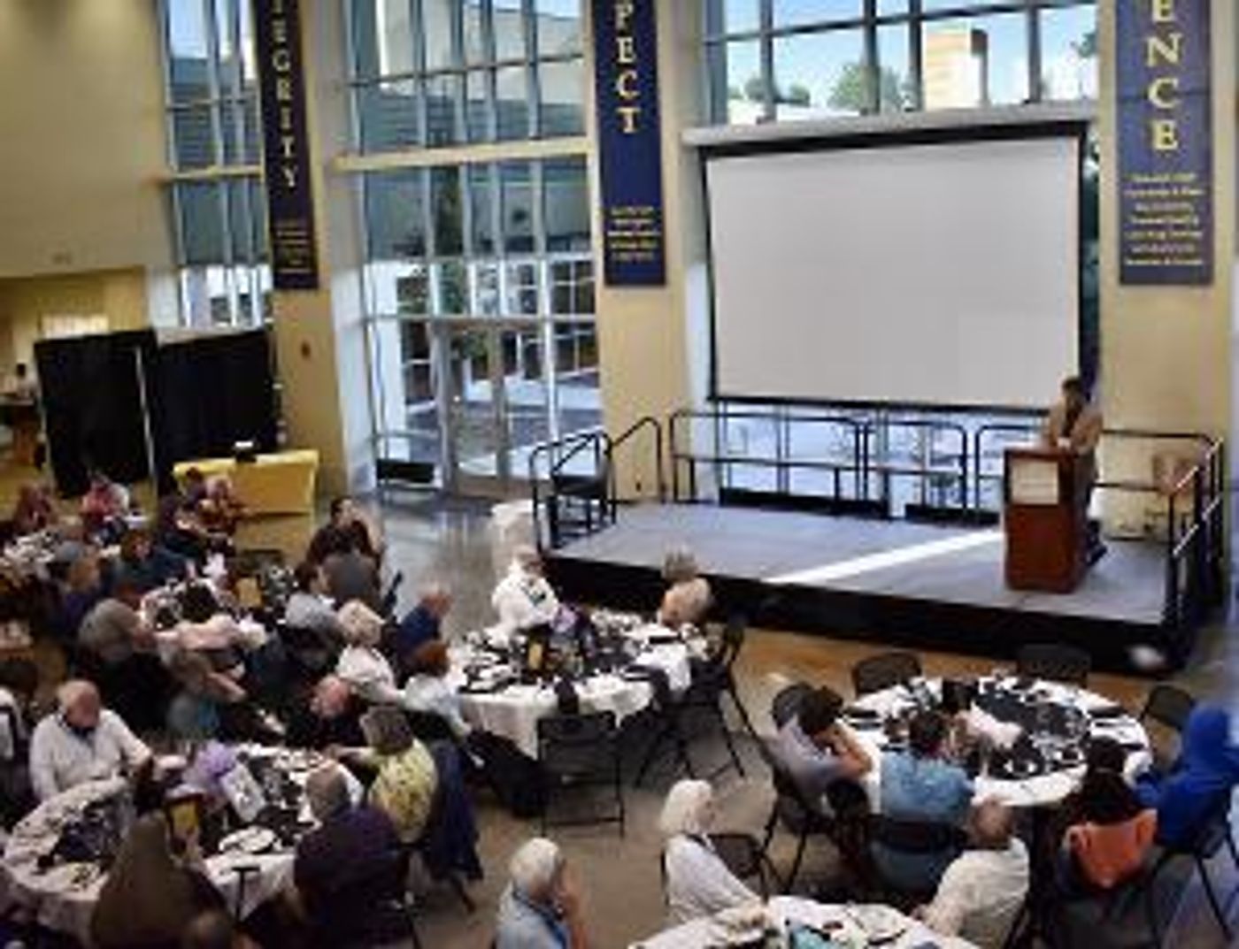 PEN/Hemingway Award-Winning Author Gives Keynote At Ucross Event  Image