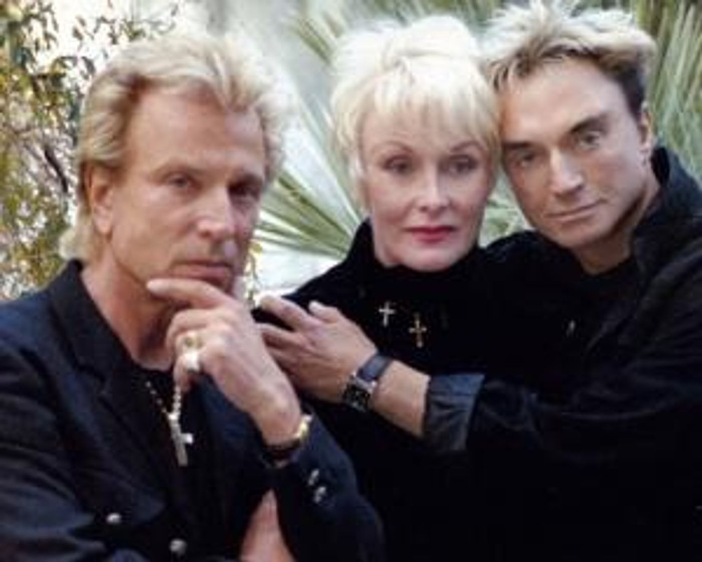 The Neon Museum To Hold 10th Anniversary Celebration at Siegfried & Roy's Private Estate  Image