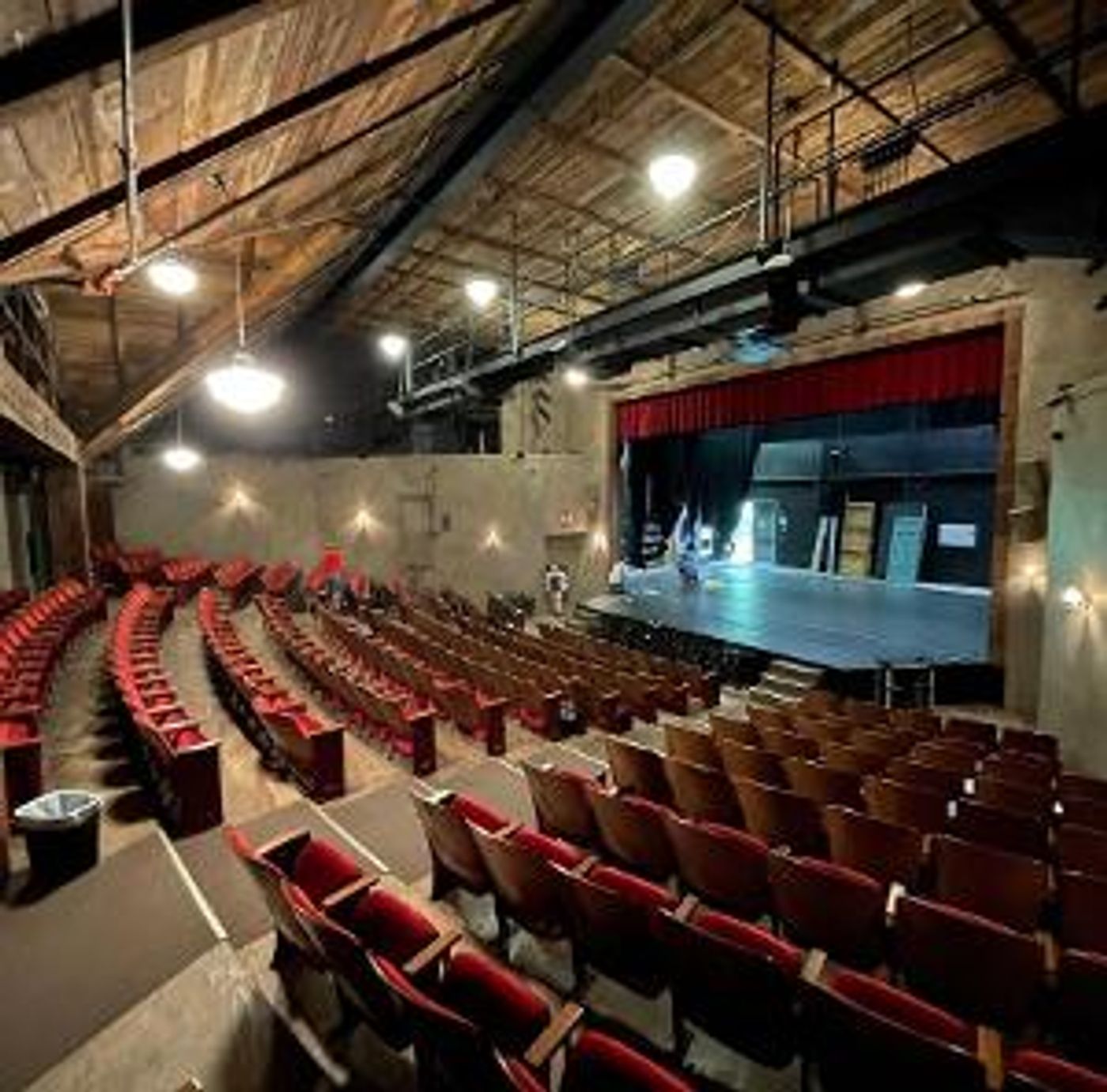 Dorset Theatre Festival Artistic Director Departs  Image