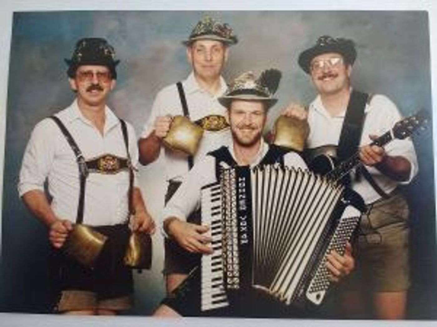Next Weekend - Inaugural Oktoberfest Kicks Off In Lakeview East Off Of Belmont  Image