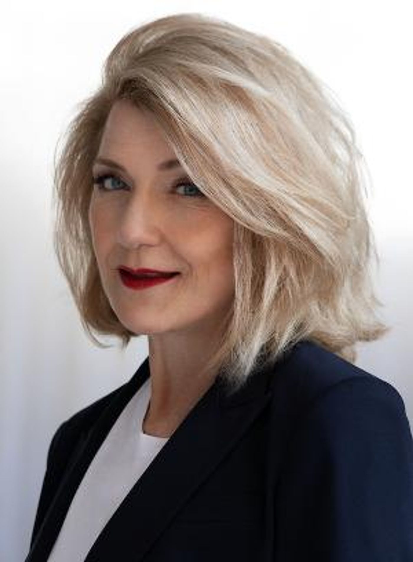 Victoria Clark Performs on DECEMBER SONGS FOR VOICE AND ORCHESTRA, To Be Released Next Month  Image