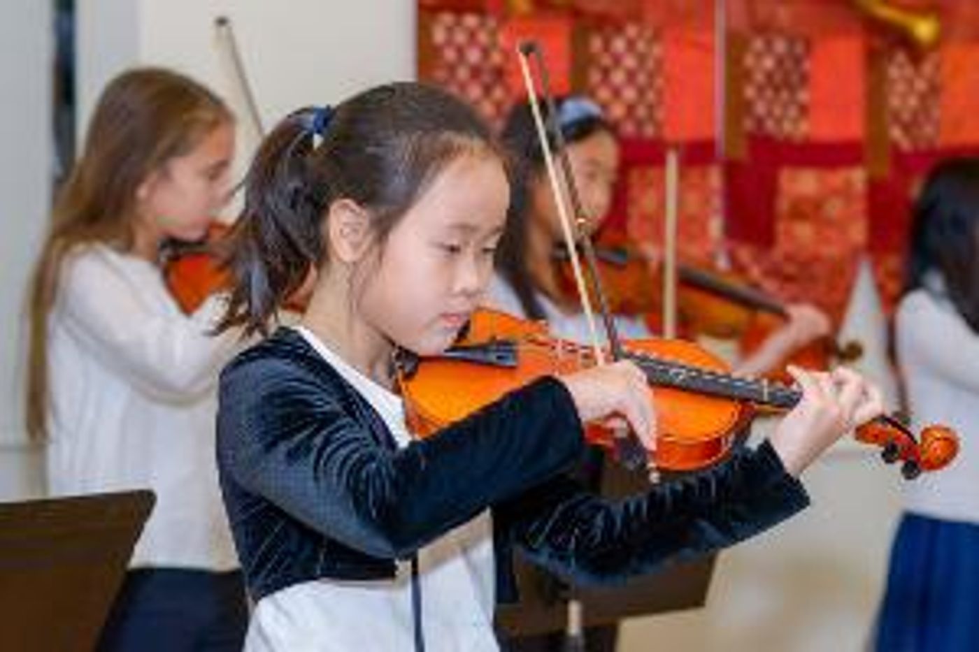 Hoff-Barthelson Ushers In The Holiday Season With The Annual Holiday Music Festival  Image