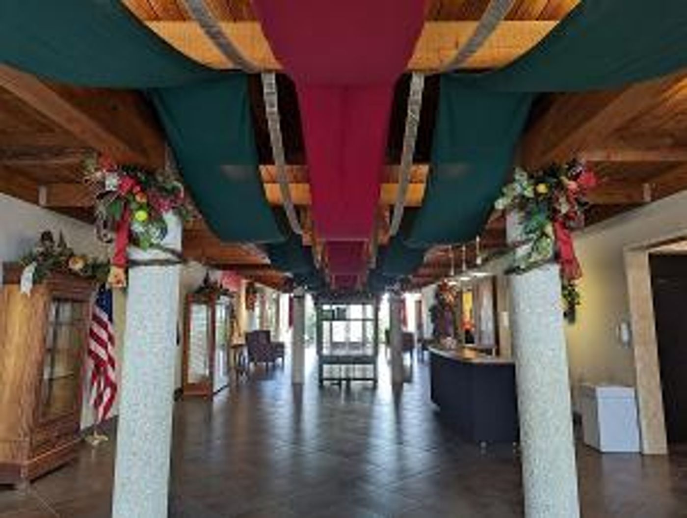 Shakespearean-Themed Holiday Event Returns To Clute, Texas  Image