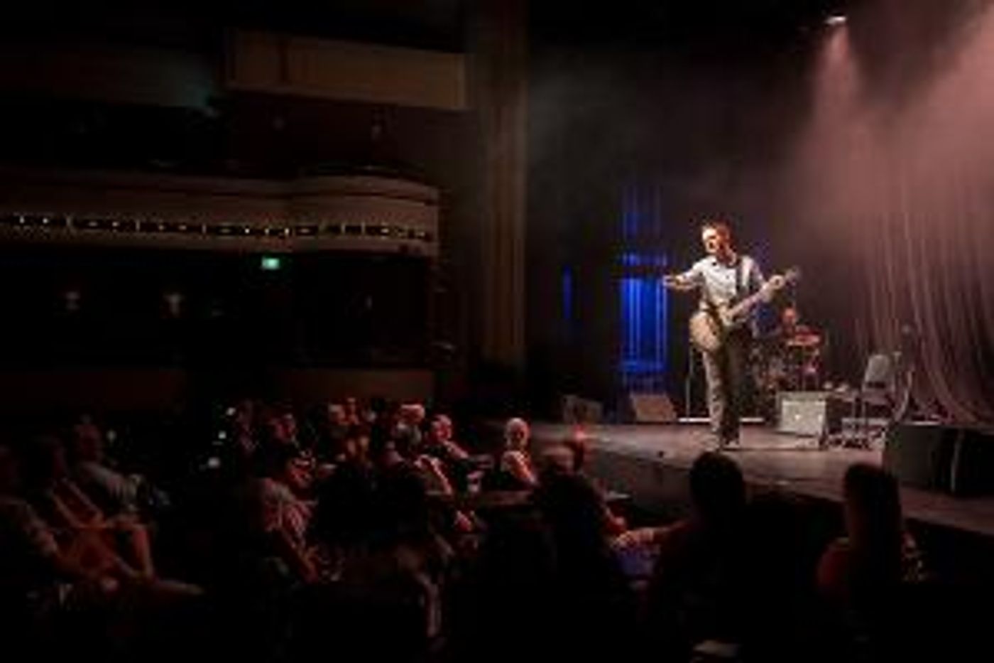 Chase Padgett Adds A New Look and Full Band to 6 GUITARS at Renaissance Theatre Company  Image