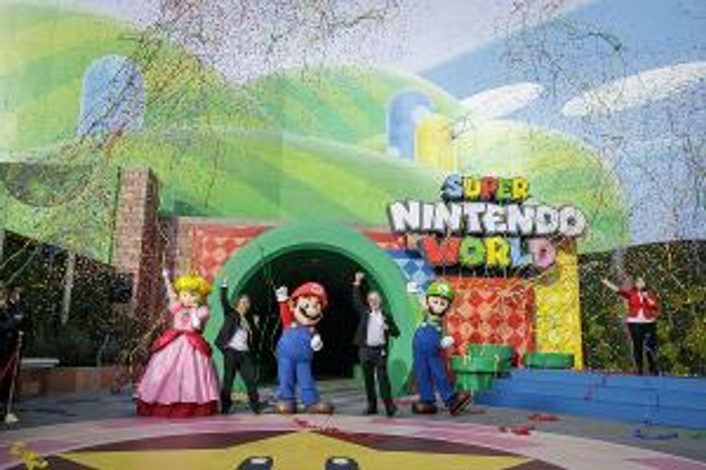 SUPER NINTENDO WORLD at Universal Studios Hollywood Is Officially Open  Image