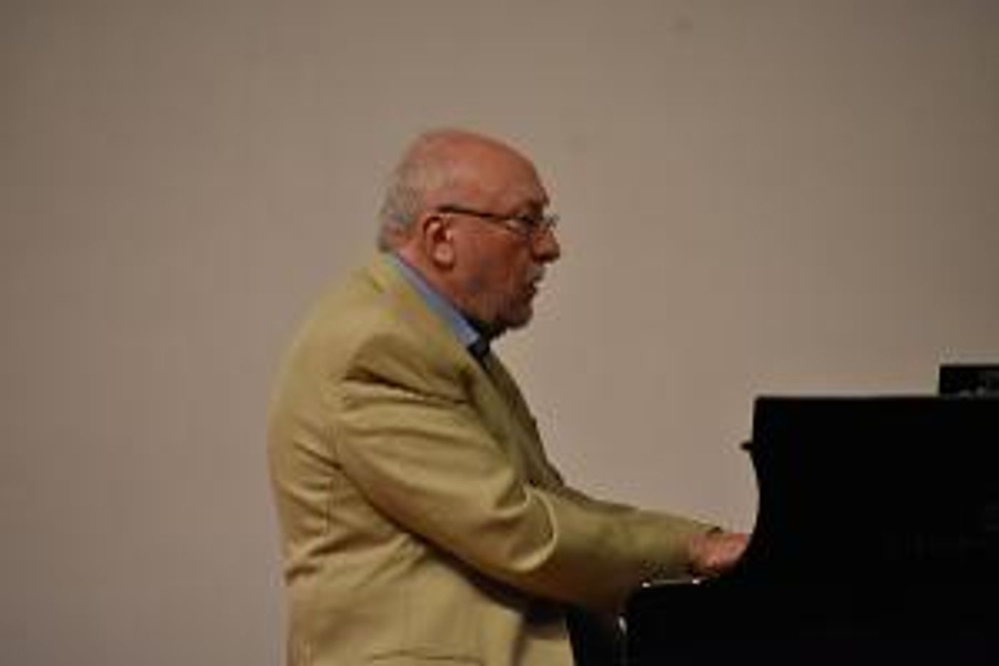 Manuel Delaflor Interpretó Obras De Grandes Pianistas, Con Maestría, Técnica, Estilo Y Expresividad En La Sala Manuel M. Ponce  Image