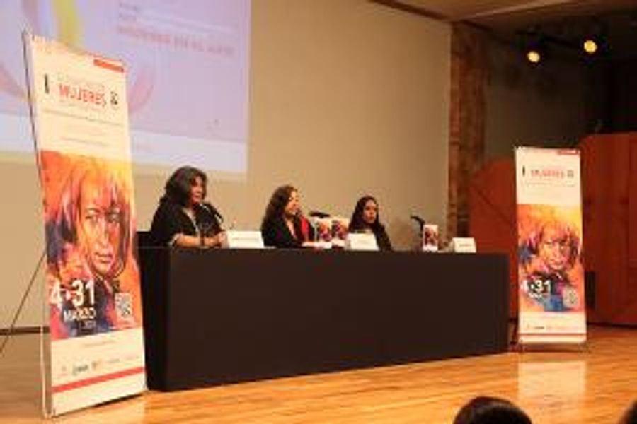 Raíz Y Flor, Antología Colectiva Que Reúne Voces De Mujeres Contra El Feminicidio Y La Exclusión Image