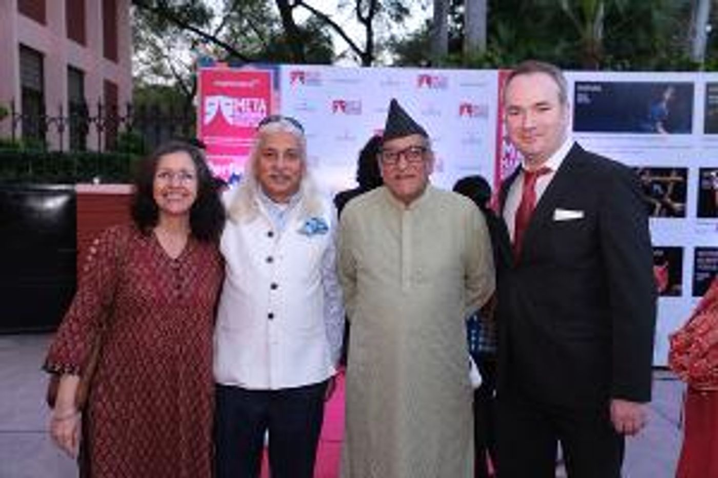 Mahindra Excellence In Theatre Awards (META) Opens Its 2023 Edition With A Hindi Showcase  Image