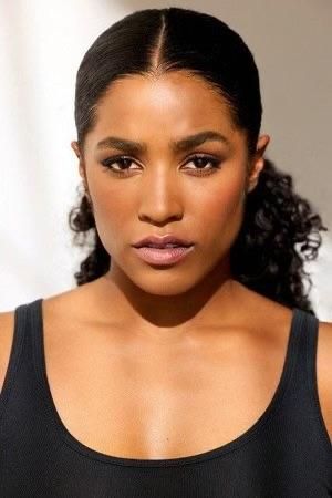 Listen: SIX's Taylor Iman Jones on LITTLE KNOWN FACTS With Ilana Levine  Image