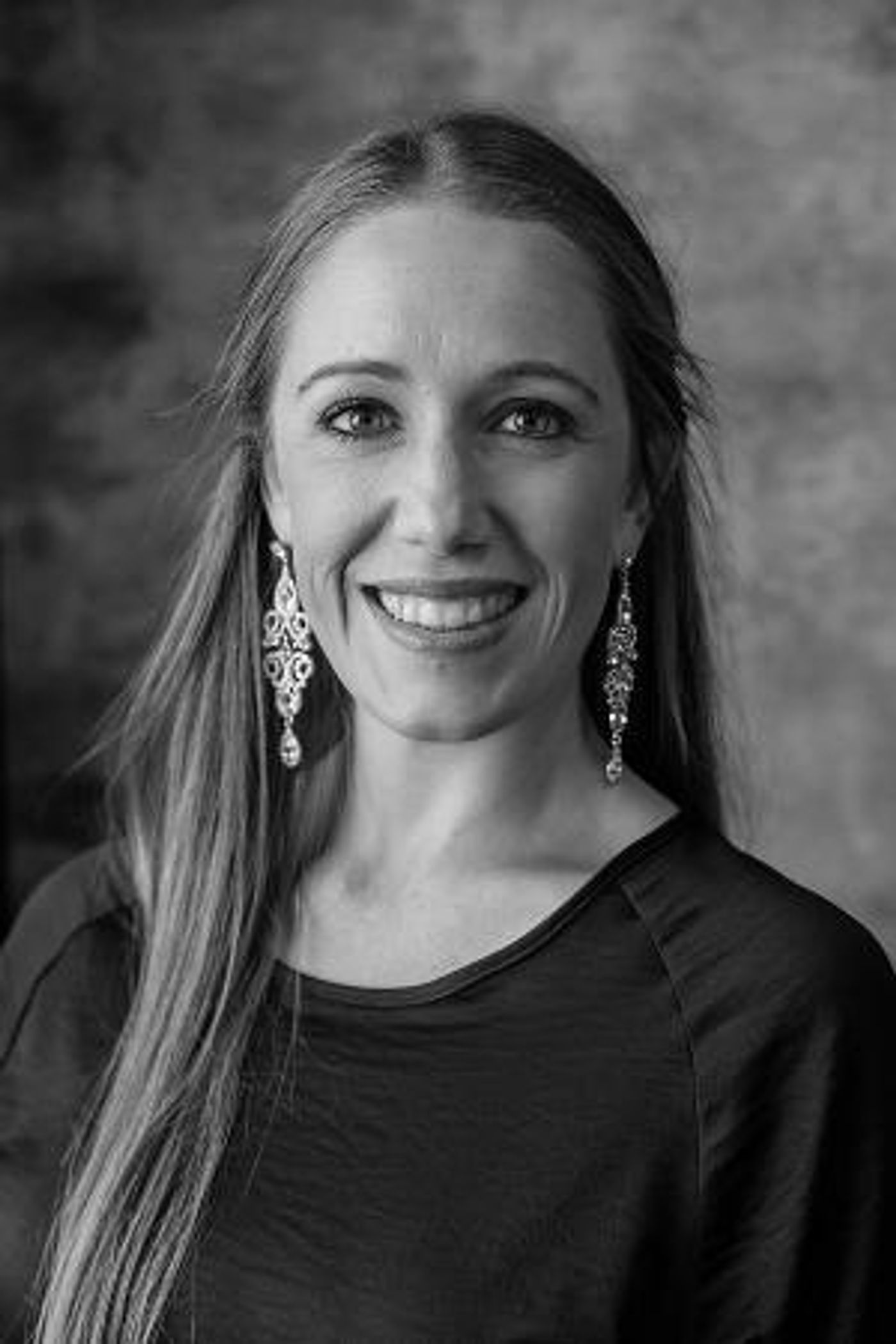 Cape Town Opera's Christine Bam Wins A FMR Bursary Trust Award  Image