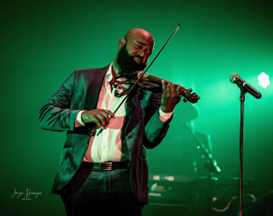 Soul Violinist Omari Dillard Debuts First Raleigh Performance June 30 At The Martin Marietta Center For The Performing Arts Image