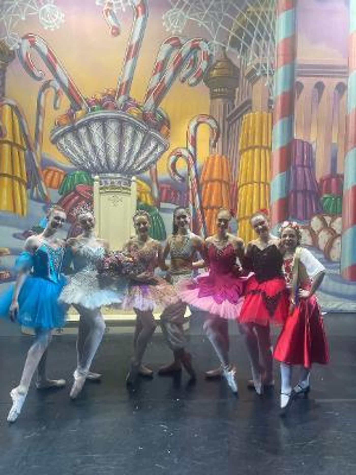 Central Indiana Academy of Dance and Central Indiana Dance Ensemble Celebrate Senior Dancers  Image