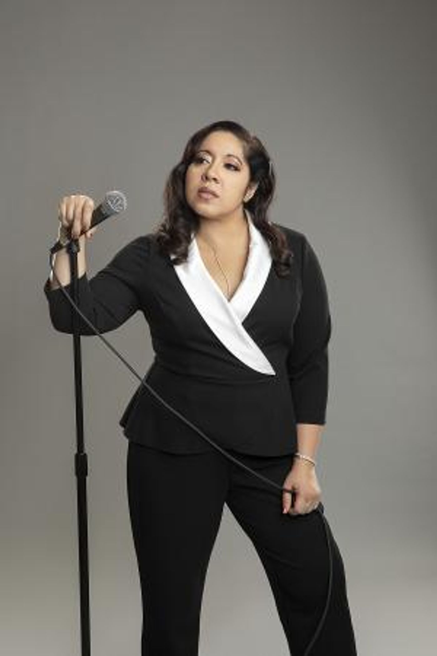 Comedian Gina Brillon Comes To The Den Theatre in October  Image