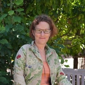 Rebecca Aronson, Alicia Elkort, And Mary Morris To Read Poetry At Teatro Paraguas  Image