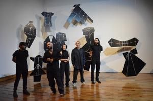 Dialogan La Danza De Diego Vega Solorza Con El Arte De La Instalación De Helen Escobedo  Image