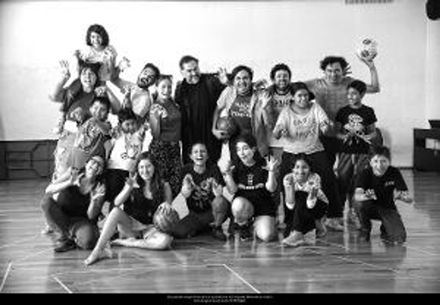 La Compañía Nacional De Teatro Del Inbal Lleva A Escena La Cascarita Al Foro La Gruta  Image