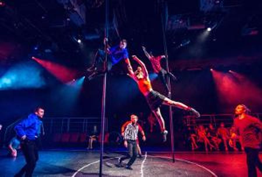 ArtsEmerson Presents The U.S. Premiere Of DUEL REALITY By The 7 Fingers Image