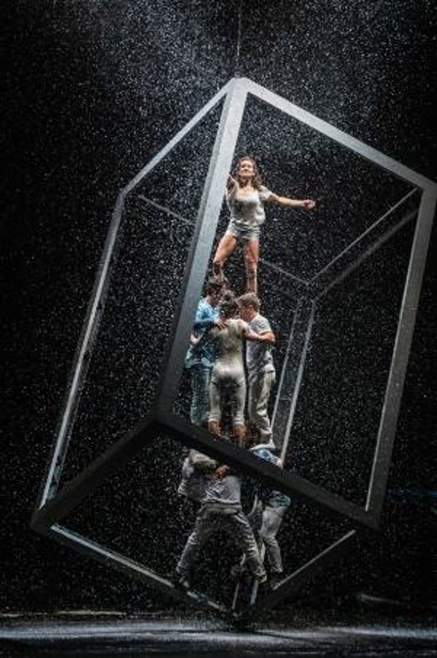 Cirque FLIP Fabrique's BLIZZARD Comes to Overture in February  Image