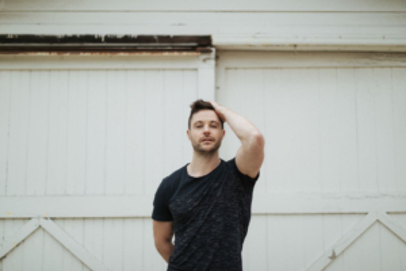 Brandon Stansell Releases New Music Video For 'Top Shelf'  Image
