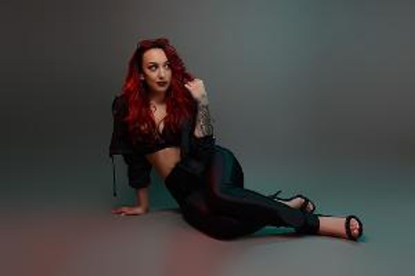 Spinnin' Records Featured Vocalist Donna Lugassy Releases Solo Single 'Moonrise'  Image