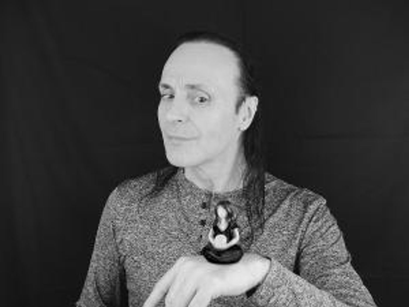 New York's Jay Elle Releases New Album RIDE THE WAVE  Image