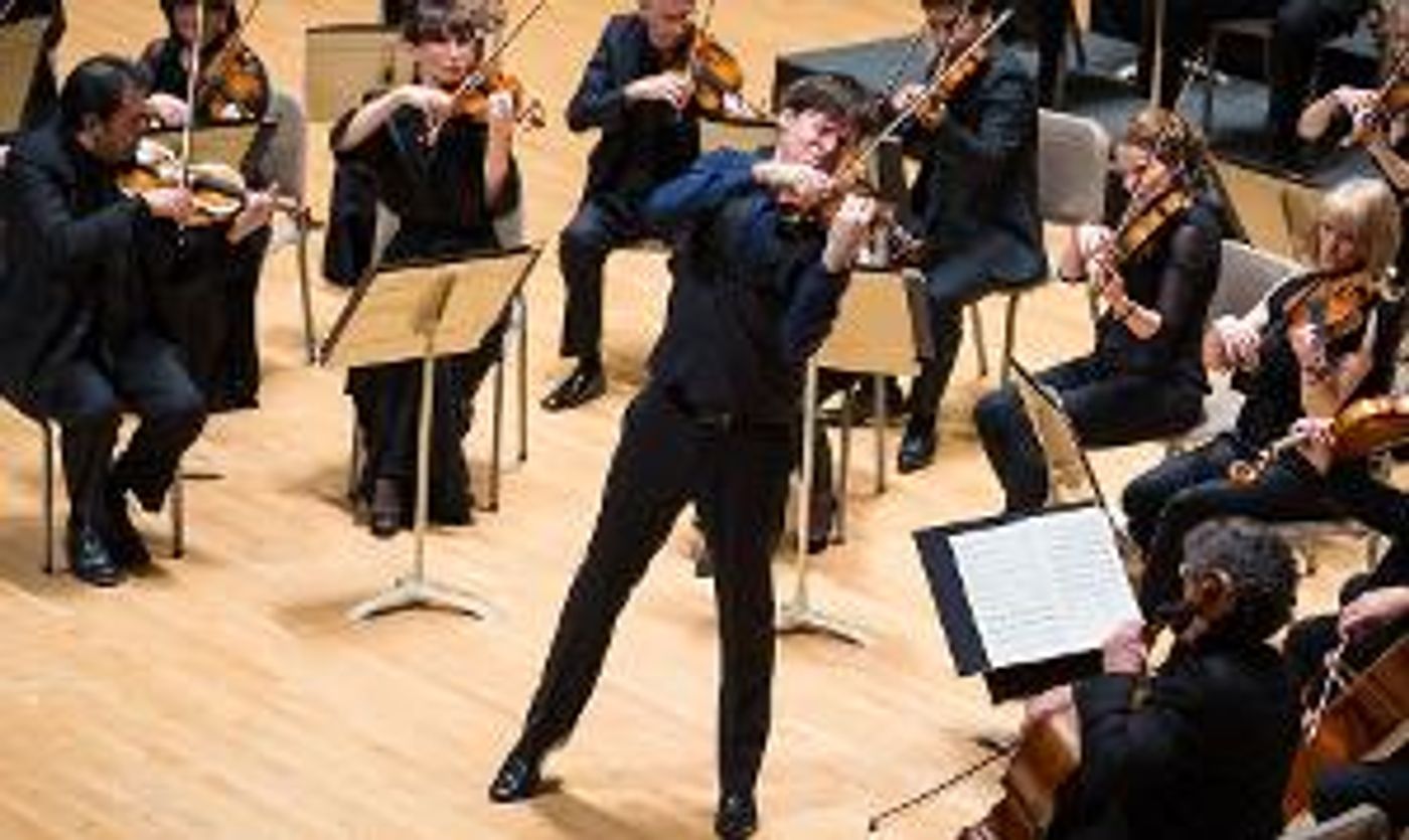 World-Renowned Violinist Joshua Bell To Direct And Perform With London-Based Orchestra The Academy Of St. Martin  Image