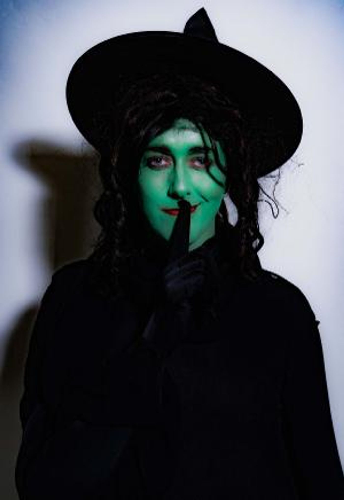 TIM MURRAY IS WITCHES to Debut at Green Room 42 in October  Image