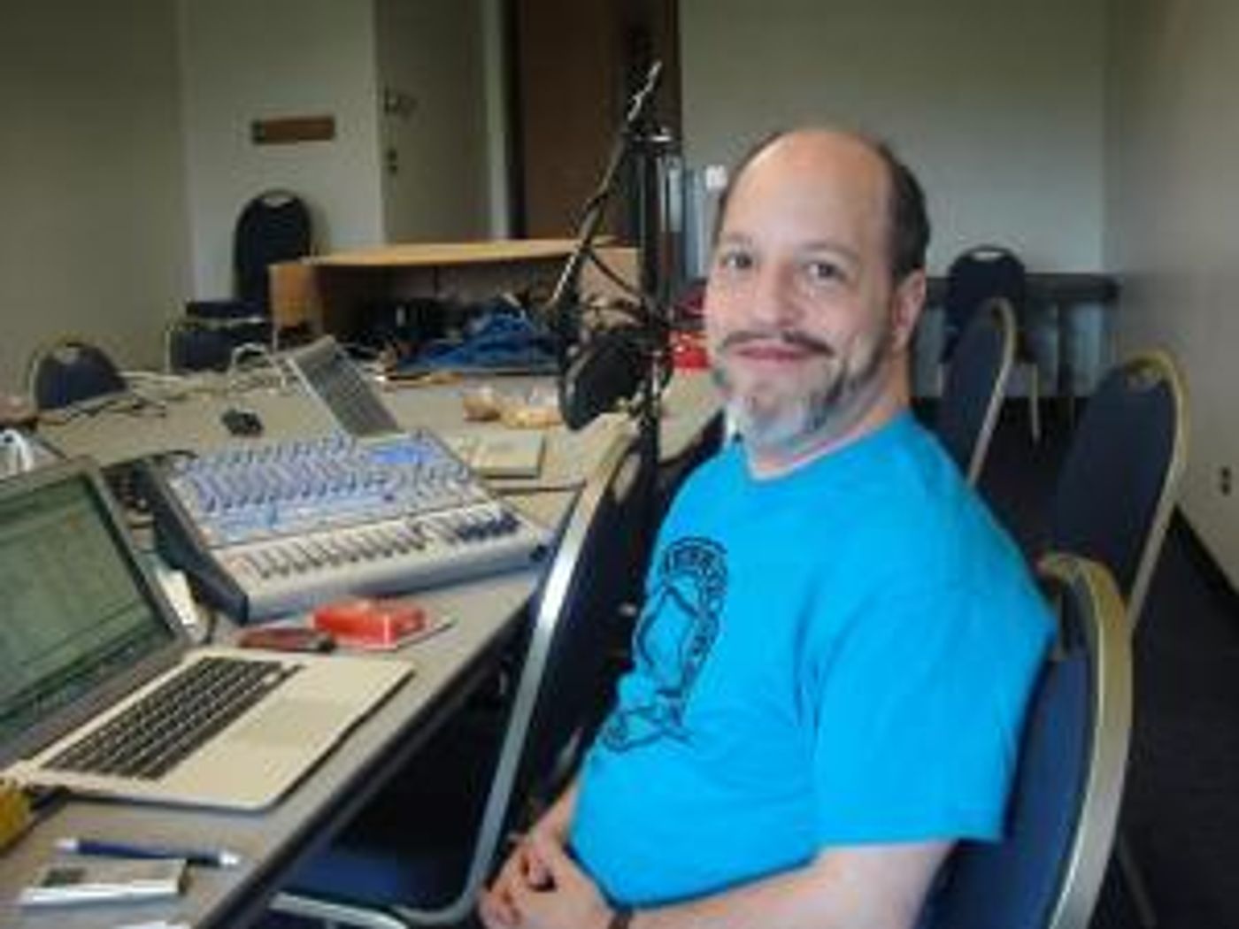 Lewis J. Stadlen and Guest Critics Join 16th ANNUAL TOTALTHEATER  Image