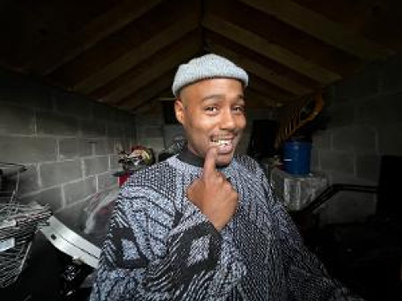 Ray Hodge Electrifies In New Dance Beats Single “Betcha Can't Do It Like Me”  Image