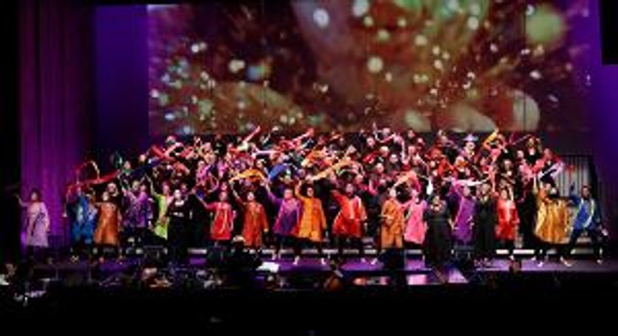 Angel City Chorale Brings Cheer To Royce Hall With THE MORE, THE MERRIER Holiday Concert Image