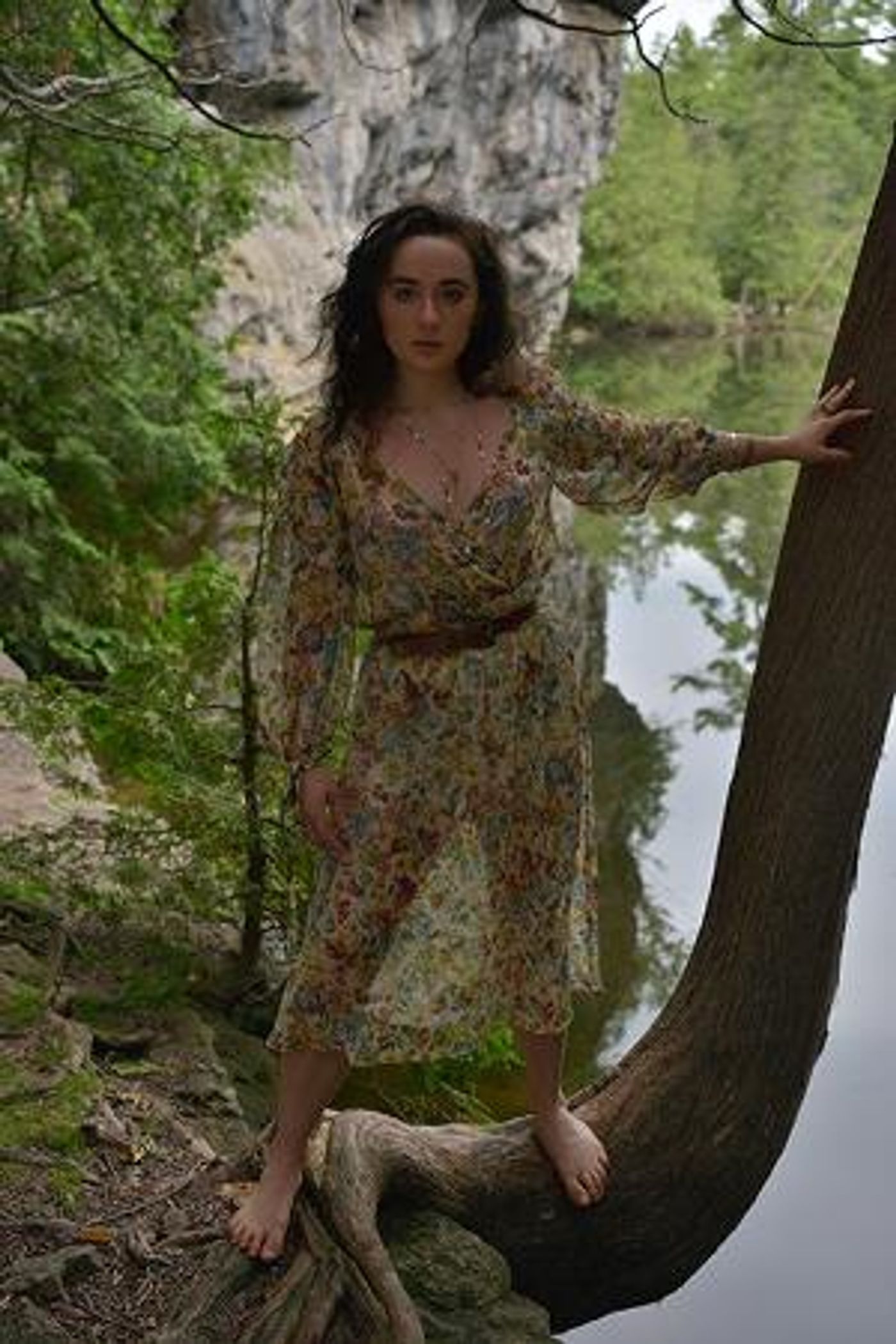 Delyn Grey Releases New Single 'Set Me Free'  Image