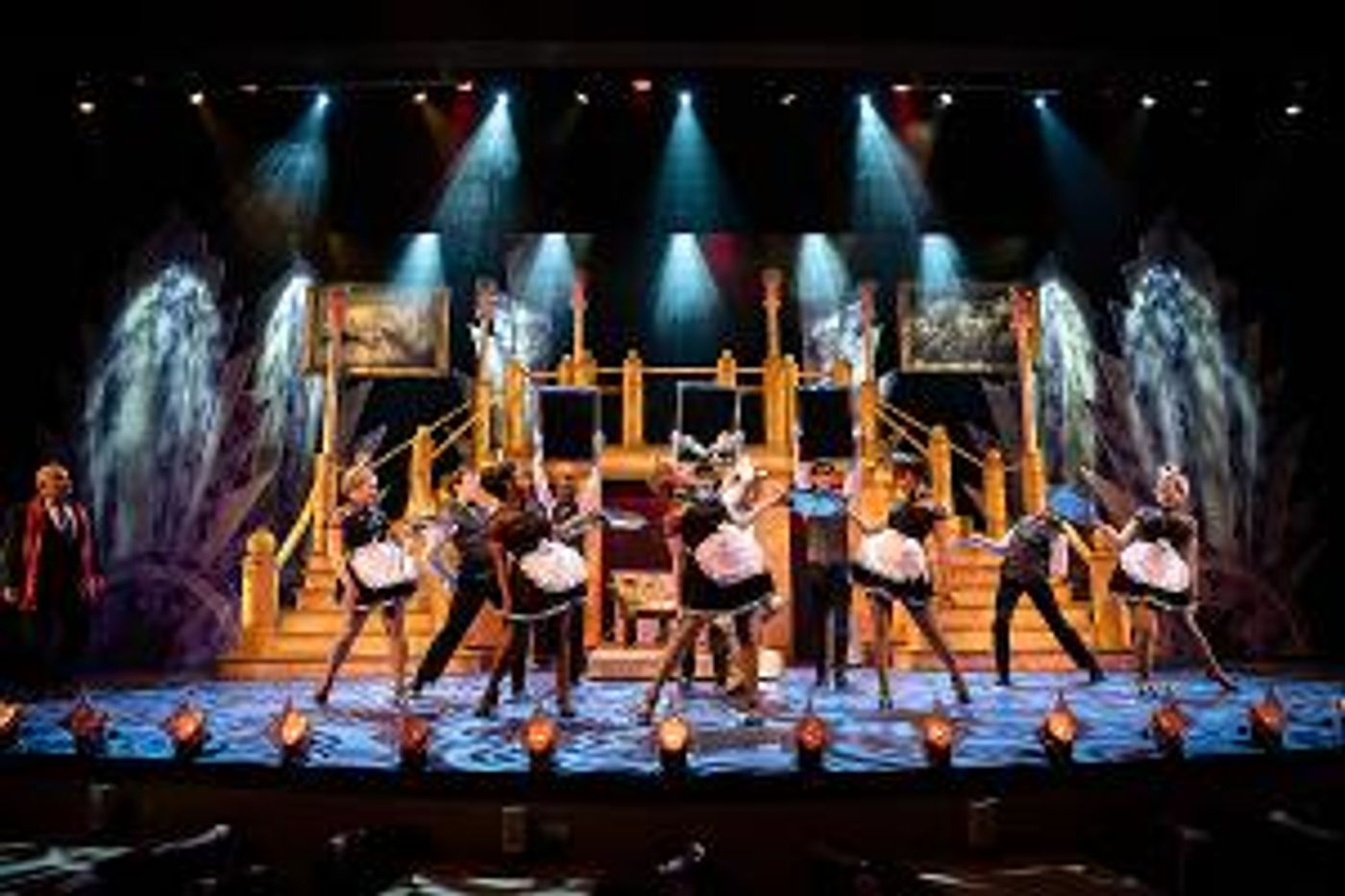 DIRTY ROTTEN SCOUNDRELS Opens At Arizona Broadway Theatre  Image