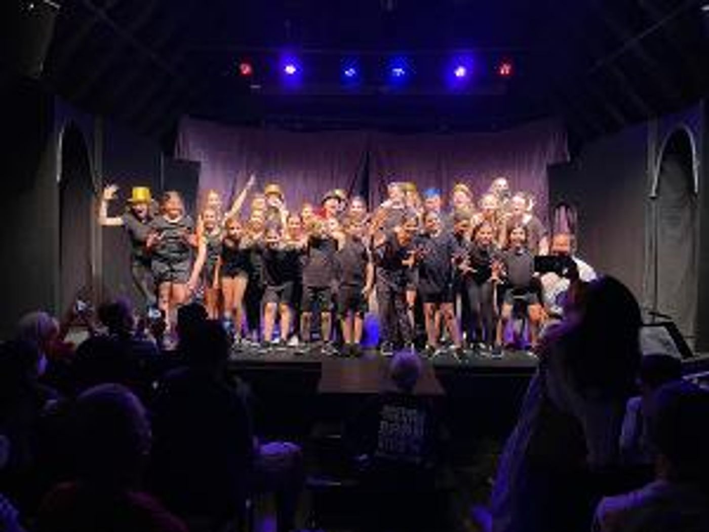 Ridgefield Theater Barn Announces 2022-2023 Kids Workshop Season Featuring GLEE JR & More  Image