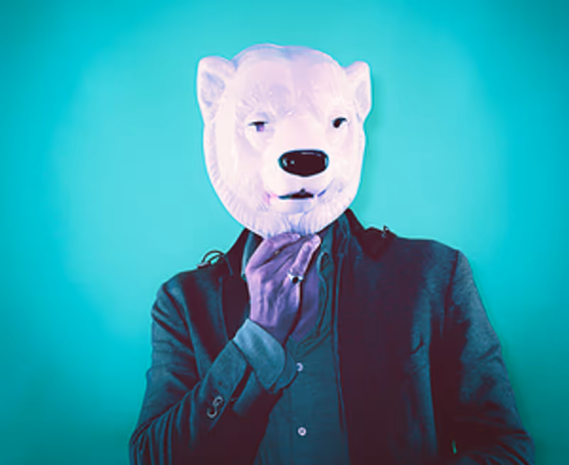 Electropop Multi-Artist Panaviscope Shares 'Kiss Yourself To Death' Single Image