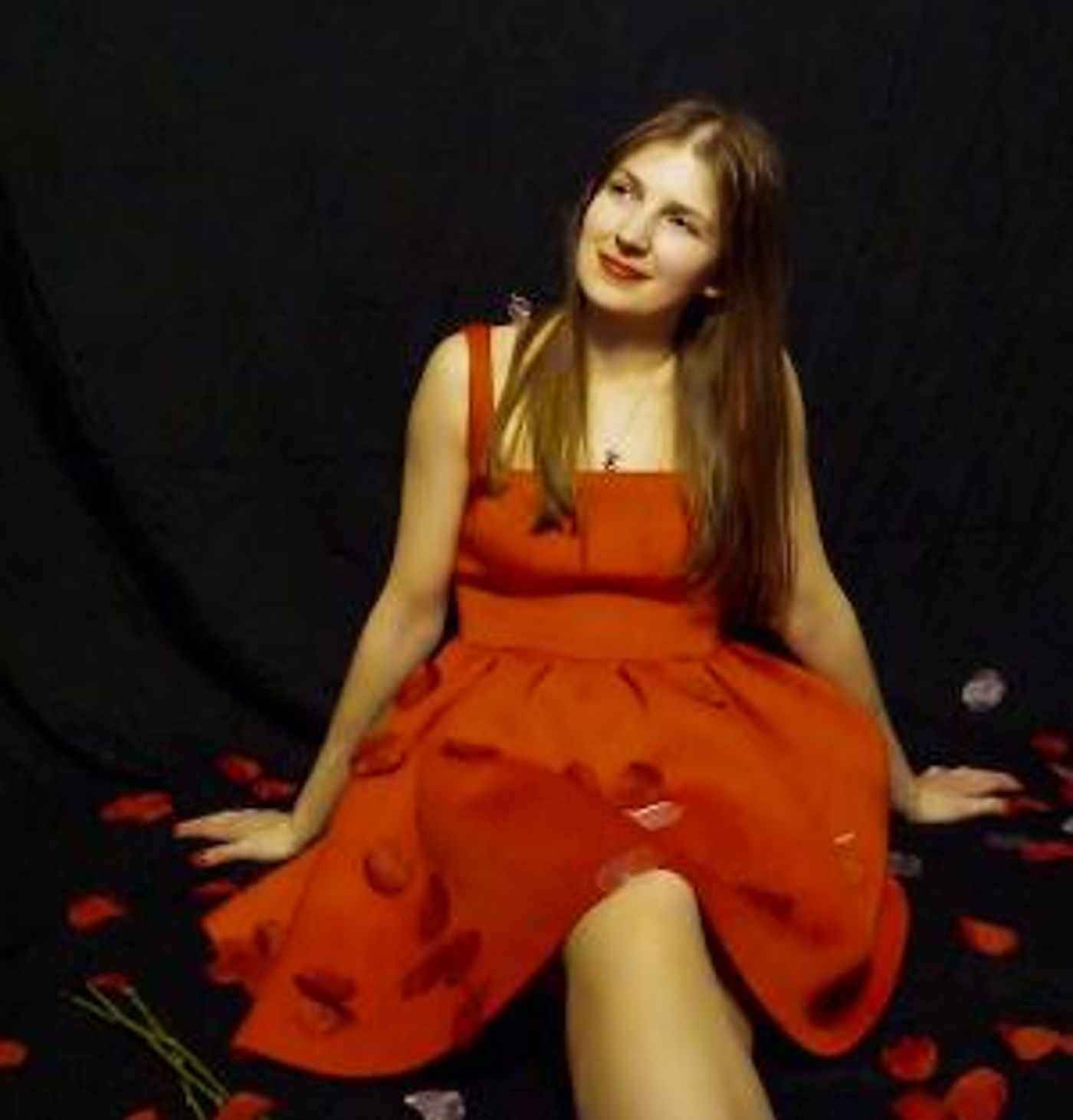 Katie Fee Releases New Single 'HAVEN'T EVEN POURED THE WHISKEY'  Image