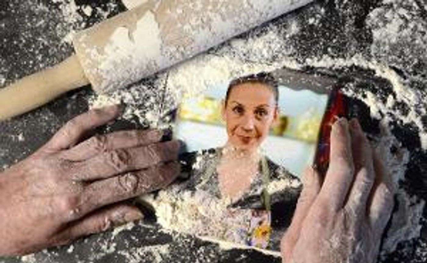 PEPPER AND HONEY to Hold Free Online Performance  Image