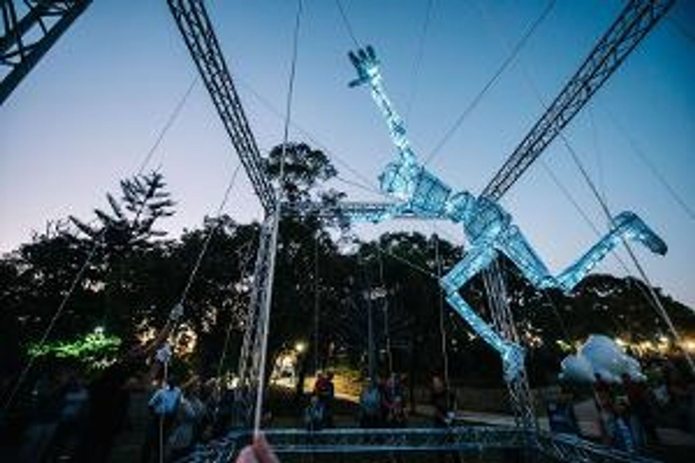 Unique Australian Puppetry Company Rings In 40 Years With Giant Puppet Community Party In The Park!  Image