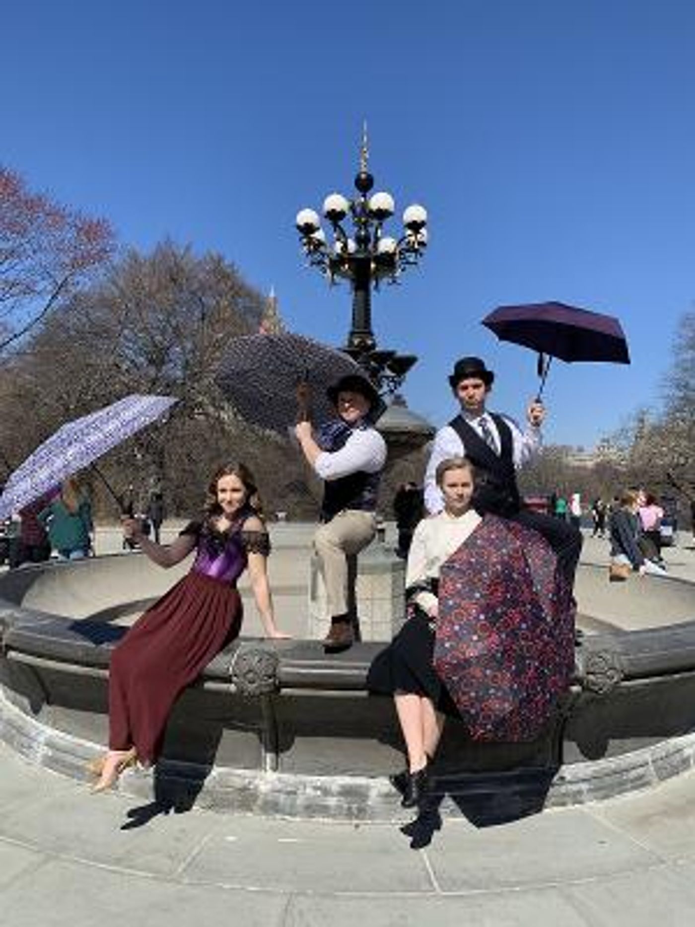 The Drunk Texts To LIVE STREAM The Importance Of Being Earnestly FRIENDS!  Image