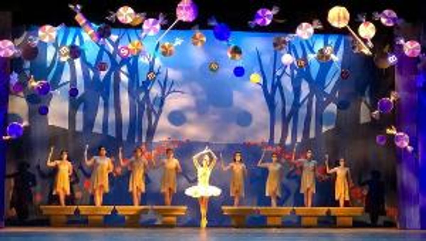 THE JEWISH NUTCRACKER Comes to The White Theatre  Image