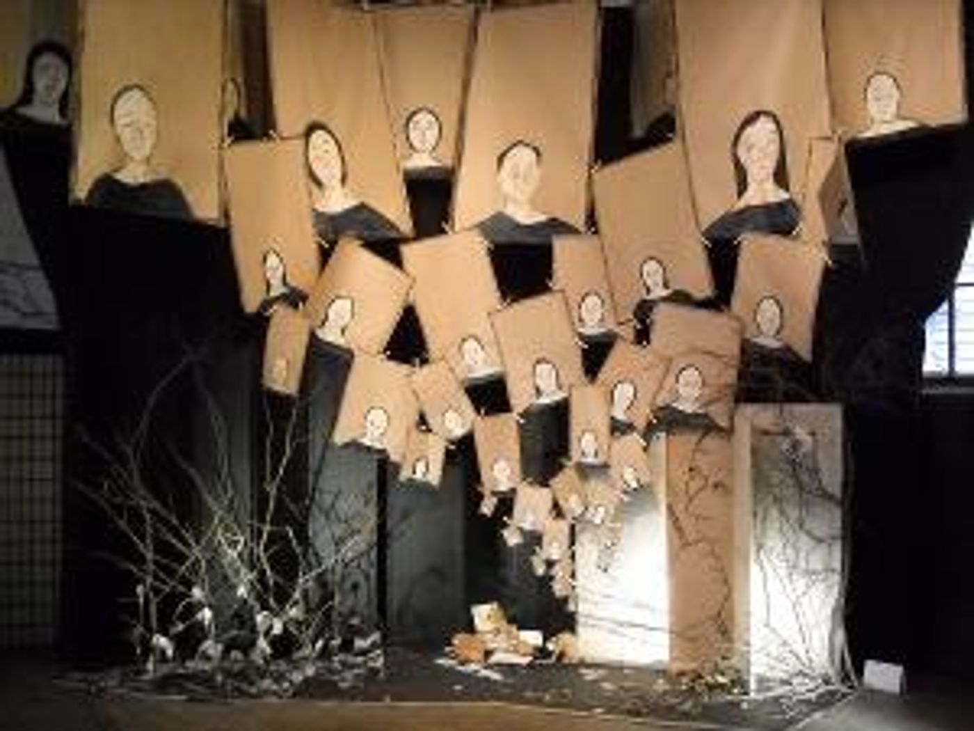 Chicago Danztheatre Ensemble Will End 19th Season With Devised Performance On The Immigrant Experience  Image