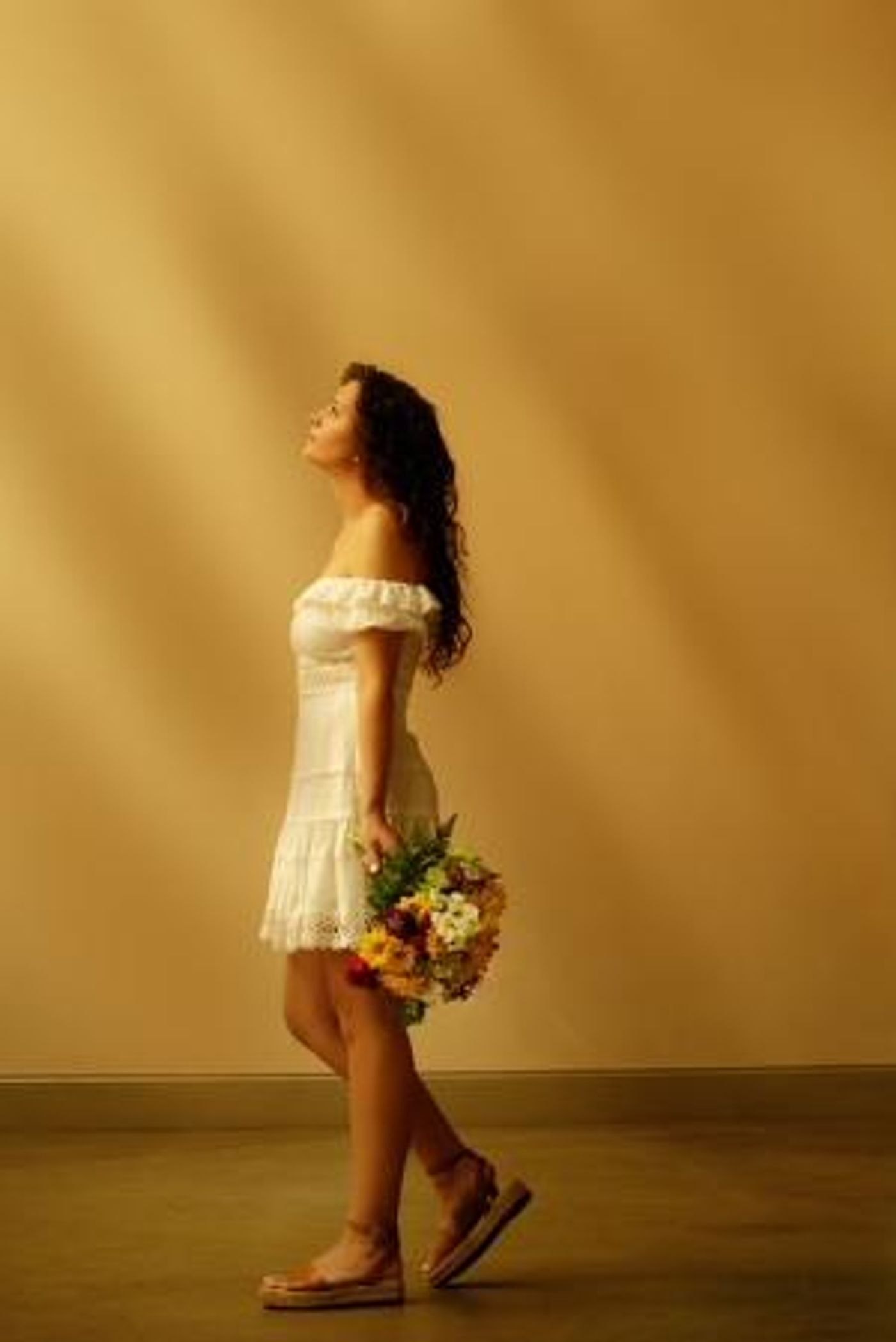 Caroline Kasay Debuts Sophomore Single 'Go There Again'  Image