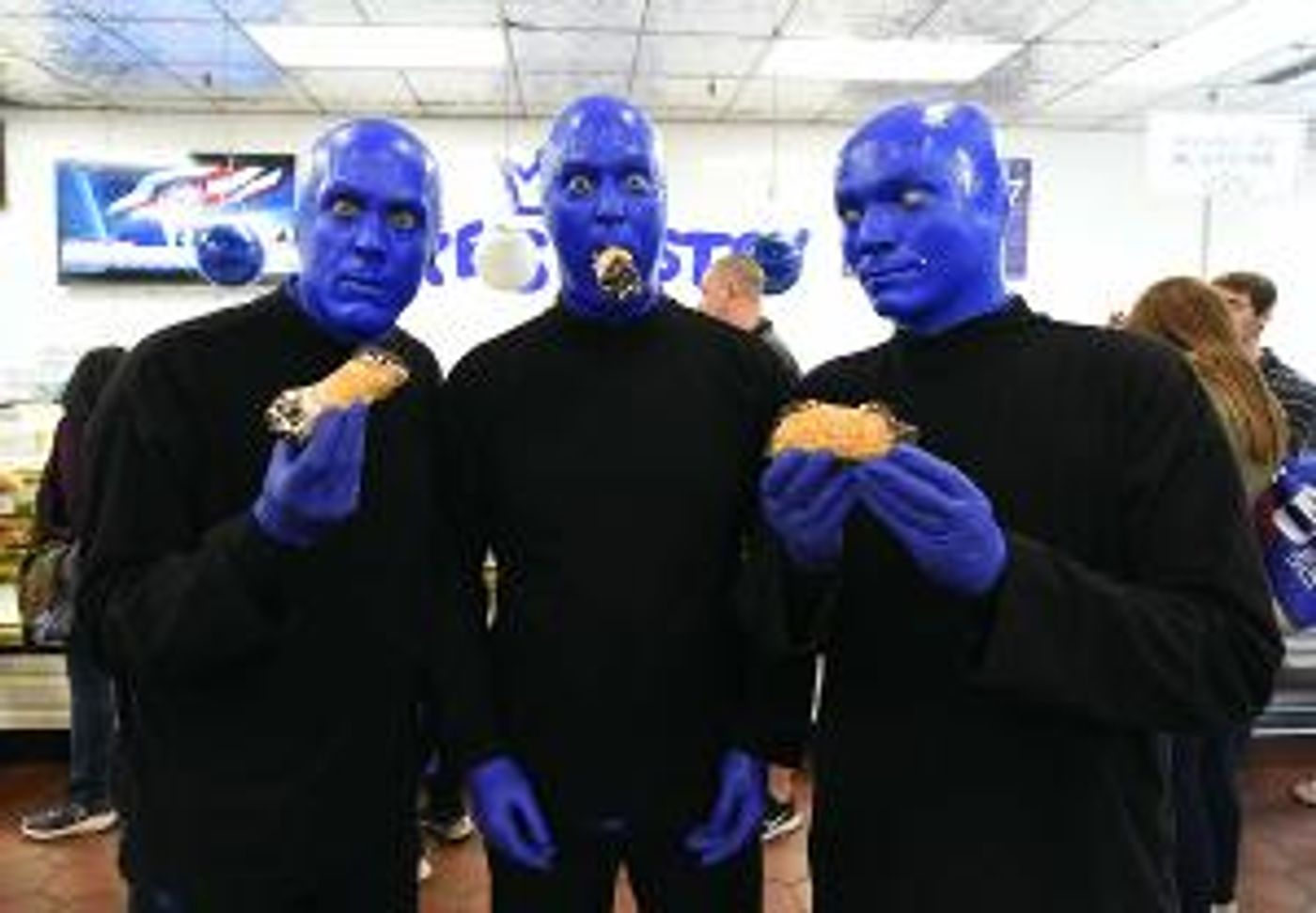 Blue Man Group Will Have a Pop-Up Performance at Fisherman's Feast  Image