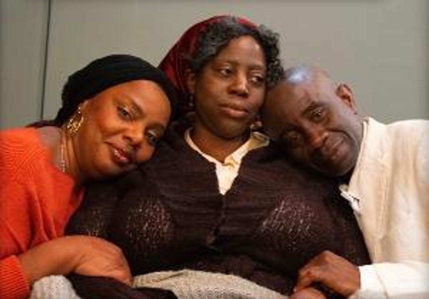 Full Casting Announced for Banana Boat Productions And New Perspectives Theatre Company Revival Of MAMMA DECEMBA  Image