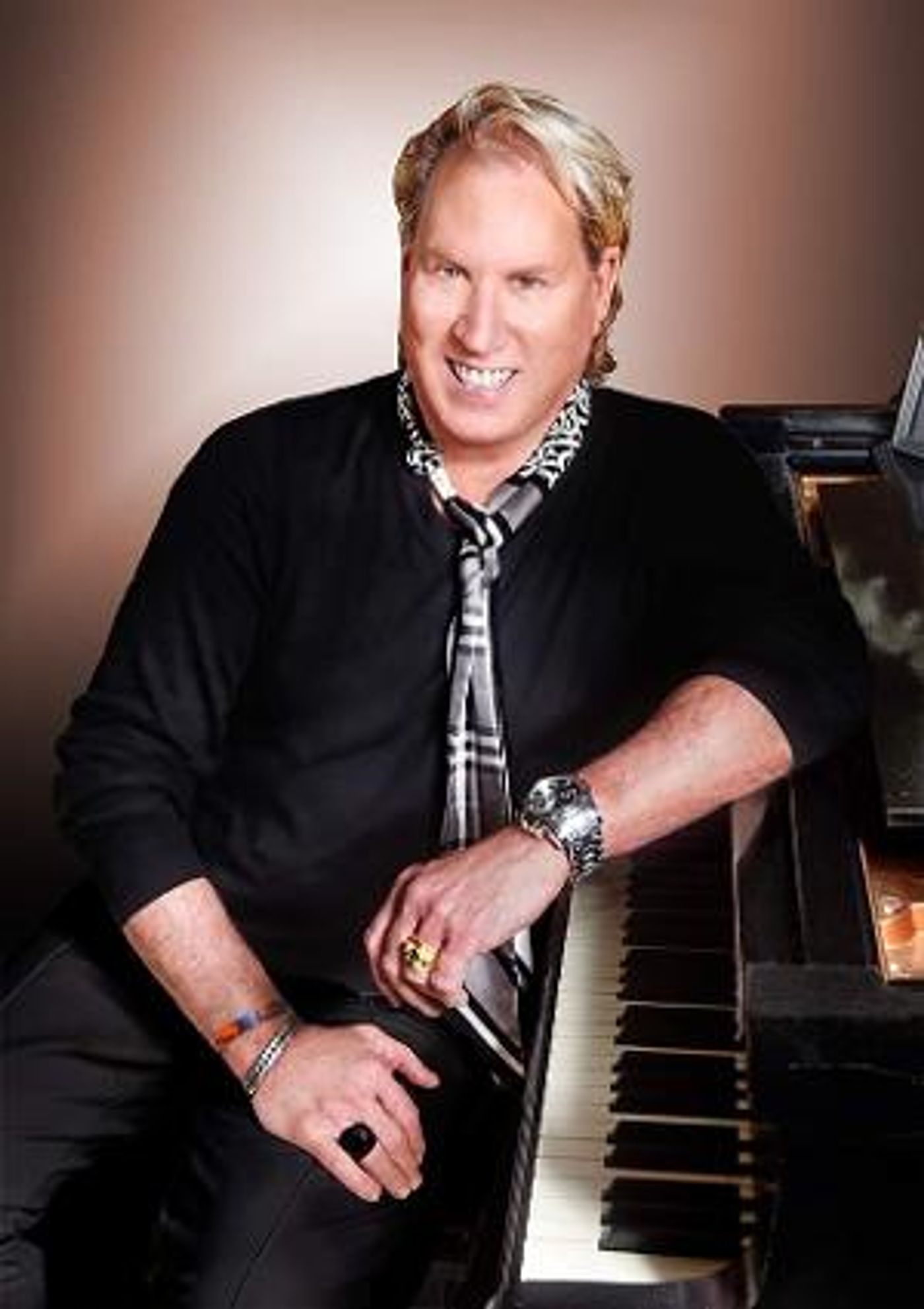 Danny Wright, International Pianist And Composer To Release New Single 'Alfie' On March 31  Image