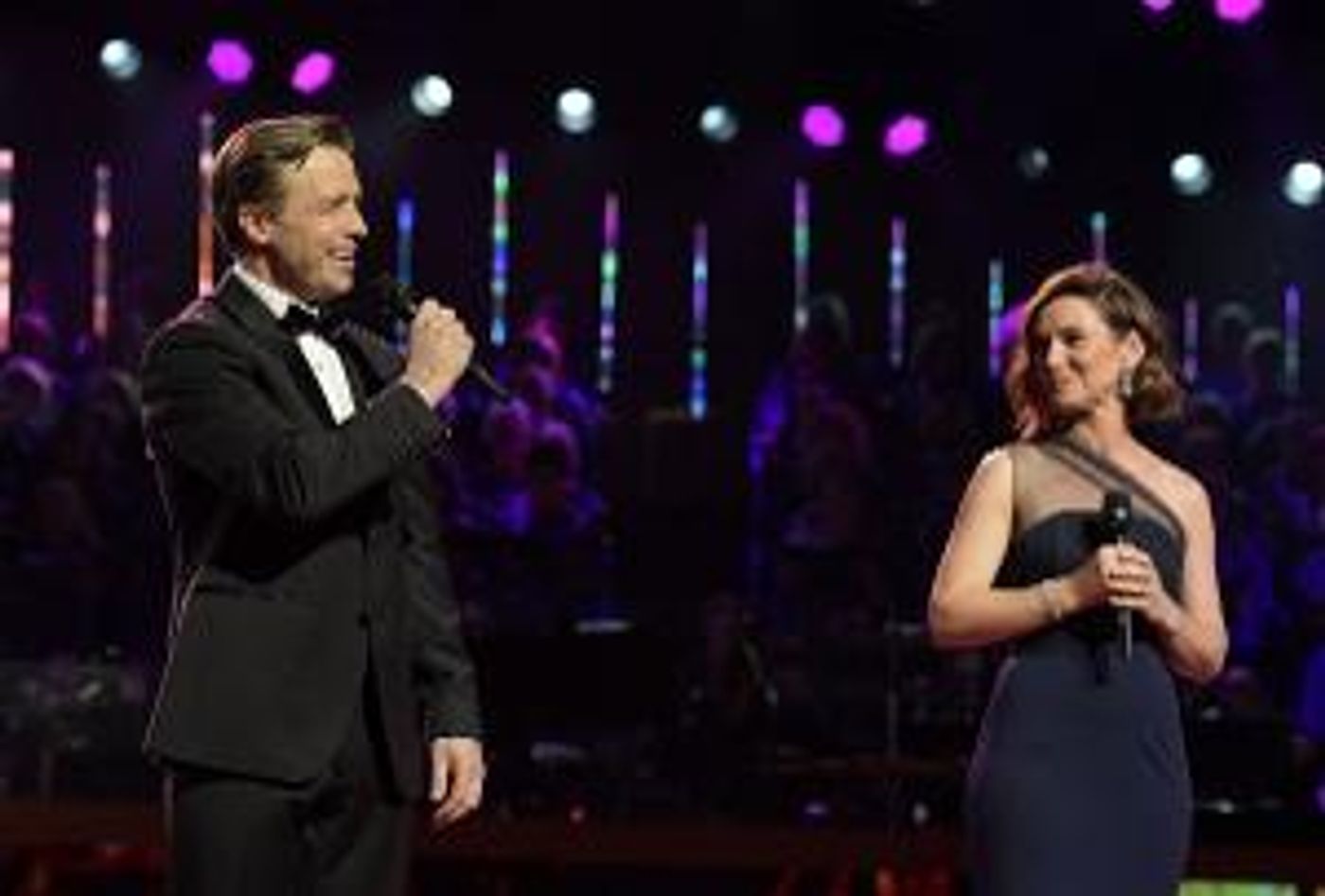 Simon Gleeson And Natalie O'Donnell Star in LIVE IN YOUR LOUNGE ROOM  Image